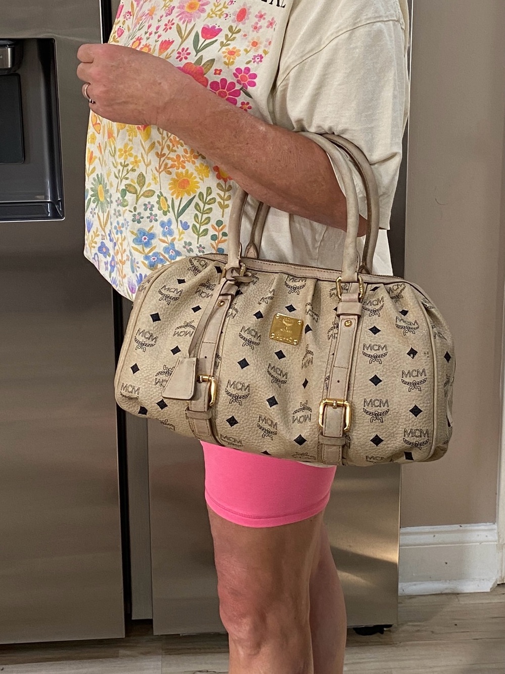 MCM Beige Visetos Logo Satchel with Gold Hardware - Picture 14 of 14